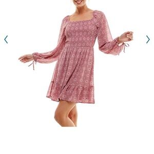 NWT Lily Rose Smocked Dress